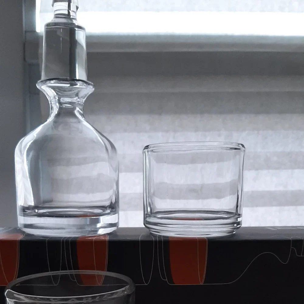 OUI Stackable Glass Decanter Set - Picture 4 of 7